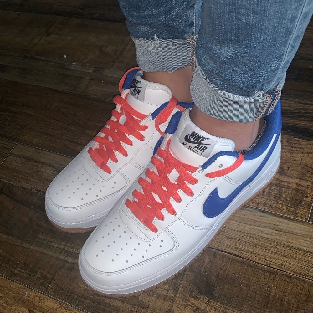 Nike Tennis Shoes